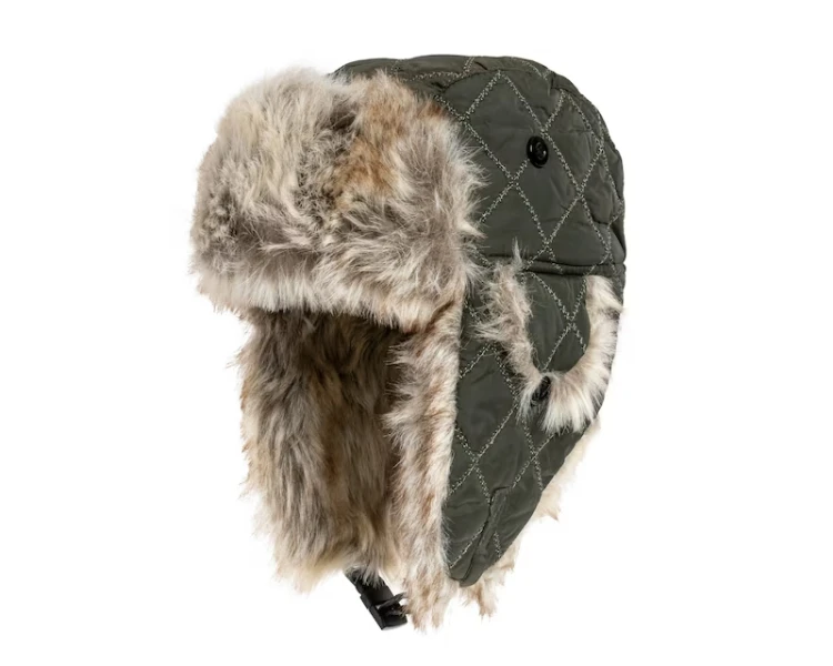 Oliwkowa czapka uszatka Mil-Tec Winter Faux-Fur z opuszczonymi klapami chroniącymi uszy