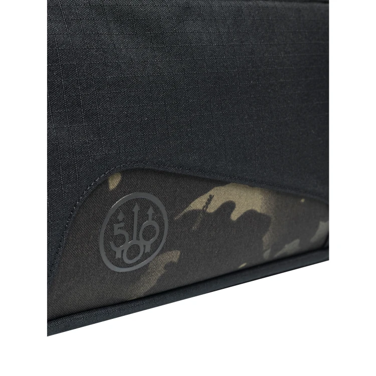 Beretta 500 Years Cartridge Bag 150 – detal Multicam Black z jubileuszowym logo 500 Years