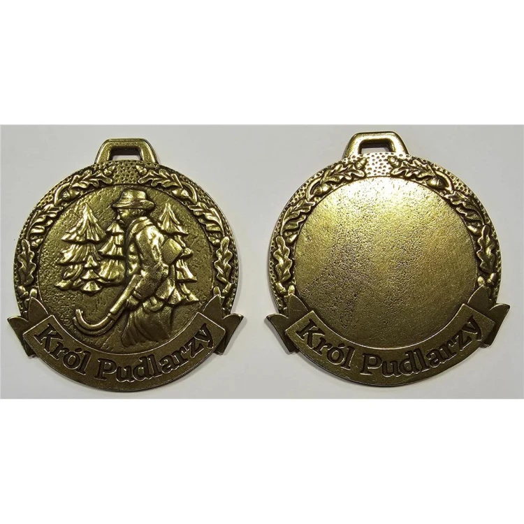 Medal myśliwski Król pudlarzy – awers i rewers pamiątki z polowania zbiorowego