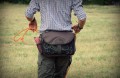 Torba treningowa dla psa noszona przy pasie jak wygodna saszetka