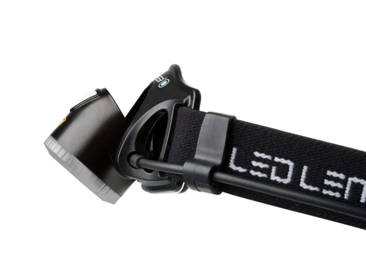 Akumulatorowa latarka czołowa Ledlenser H7R.2 z opaską