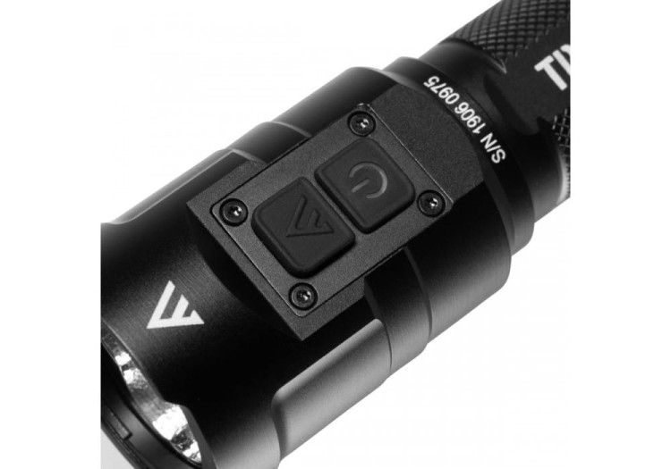 Latarka Mactronic Tracer UV – dwa przyciski do szybkiej zmiany trybów światła białego i UV