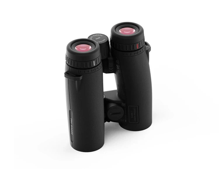 Lornetka Leica Geovid Pro 10x32 z regulacją dioptrii i kompaktową obudową