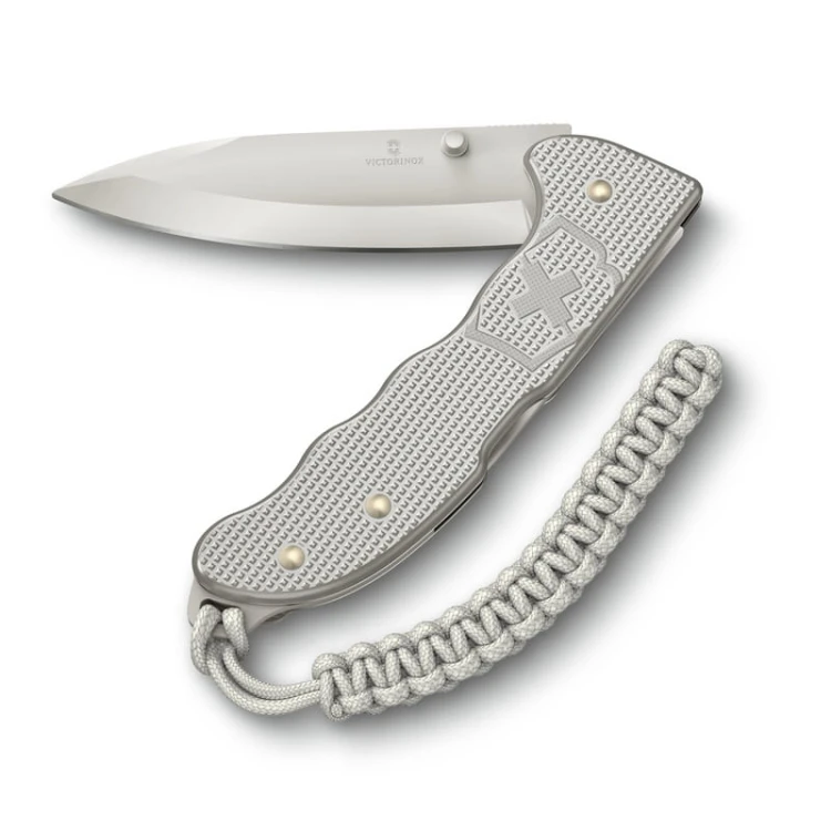 Victorinox Evoke Alox srebrny nóż outdoorowy z ryflowaną rękojeścią Alox 0.9415.D26