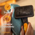 Szczotka Fiskars PET CARE czyszczona ściereczką z luźnej sierści po pielęgnacji pupila
