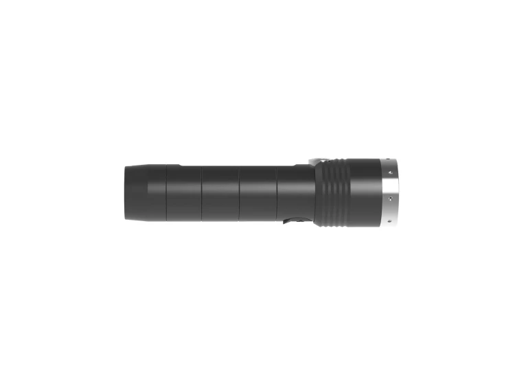 Latarka Ledlenser MT10 z aluminiową obudową